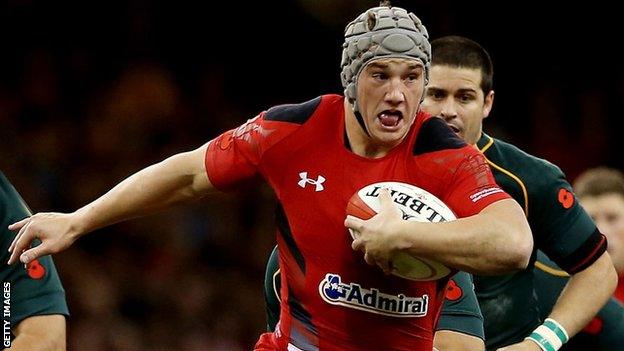 Jonathan Davies in action against South Africa the last time he played for Wales in November 2014