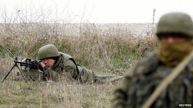 Russian-led troops at Belbek, 4 Mar 14