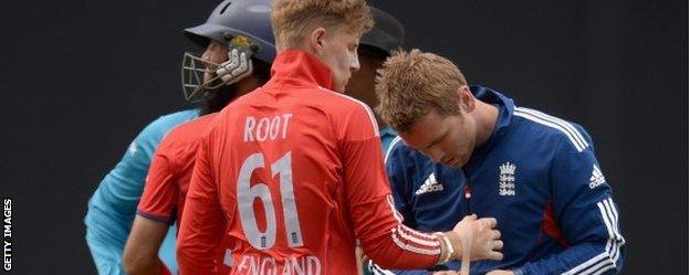 Joe Root receives treatment