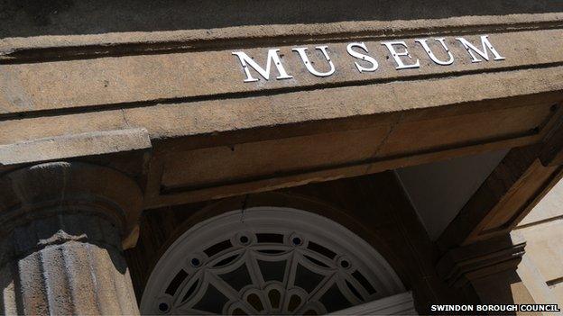 Swindon Museum and Art Gallery