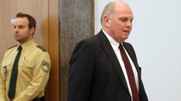 Uli Hoeness in court (10 March 2014)