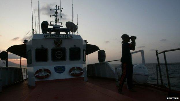 Searching for the missing Malaysia Airways plane west of Malaysia, 14 March 2014