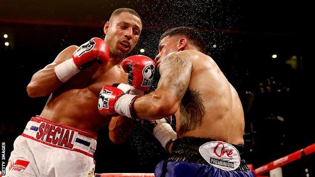 British boxer Kell Brook fights Mexican Alvaro Robles