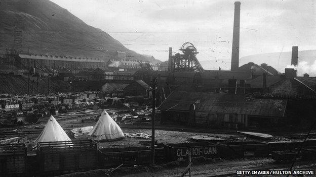 Military camp at Glamorgan Colliery , November 1910