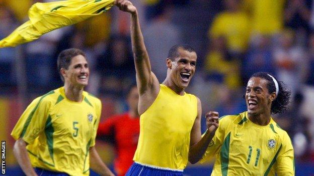 Rivaldo retires