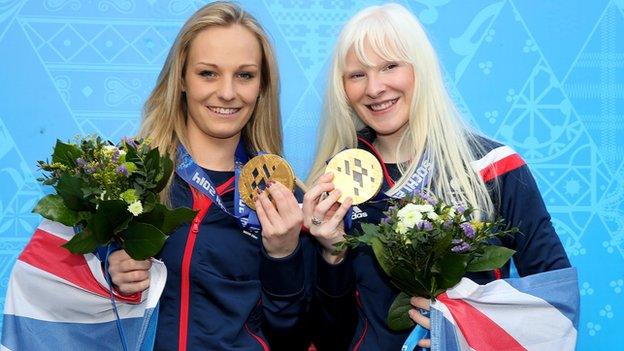 Kelly Gallagher (right) won gold with her guide Charlotte Evans