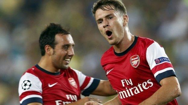 Aaron Ramsey (right) and Santi Cazorla