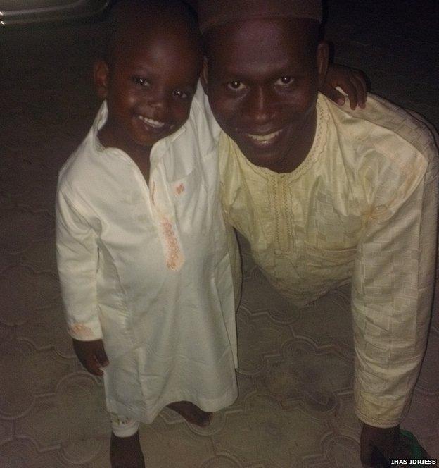 Ihas Idriess with his son