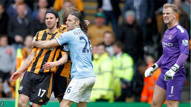 George Boyd, Joe Hart spitting