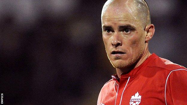 Iain Hume