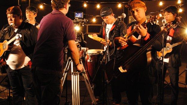 Filming Indonesia's Klantink in Hanoi for the BBC series Asia Beats