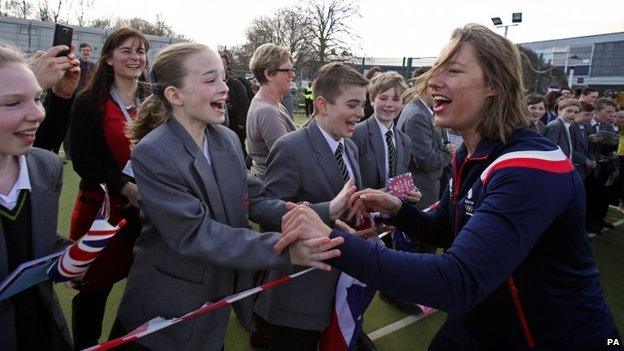 Lizzy Yarnold meets children at Knole Academy