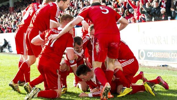 Aberdeen celebrate Ryan Jack's winner versus Kilmarnock