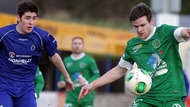 Dungannon and Ballinamallard drew 1-1 at Stangmore Park