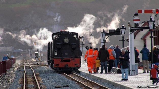 Train at Porthmadog Harbour station