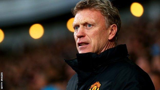 Manager David Moyes watches Manchester United win at West Ham