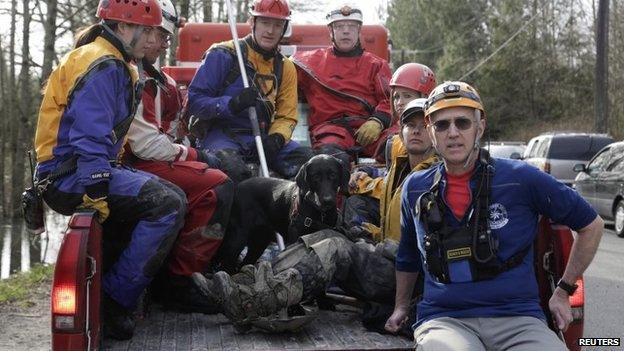 Rescue workers in Washington on 24 March 2014