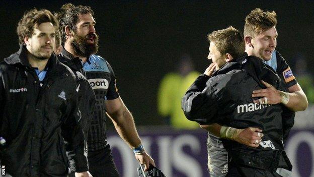 Glasgow Warriors celebrate their win