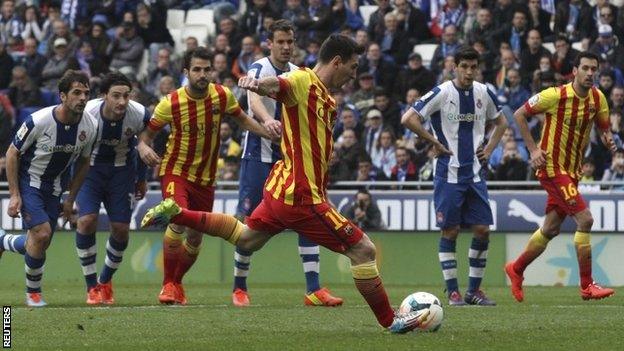 Lionel Messi scores for Barcelona