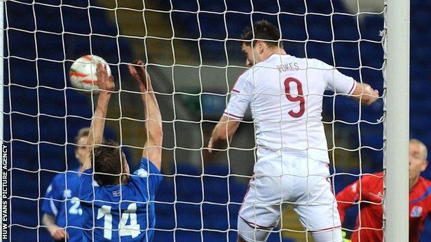 Sam Vokes scores for Wales during their 3-1 win over Iceland