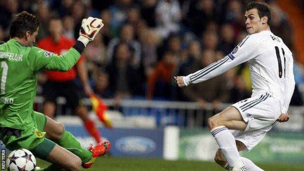 Gareth Bale scores for Real