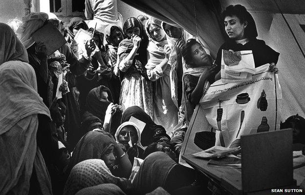 A mine awareness session in Hesare Shahi refugee camp, Jalalabad, Afghanistan, 1994