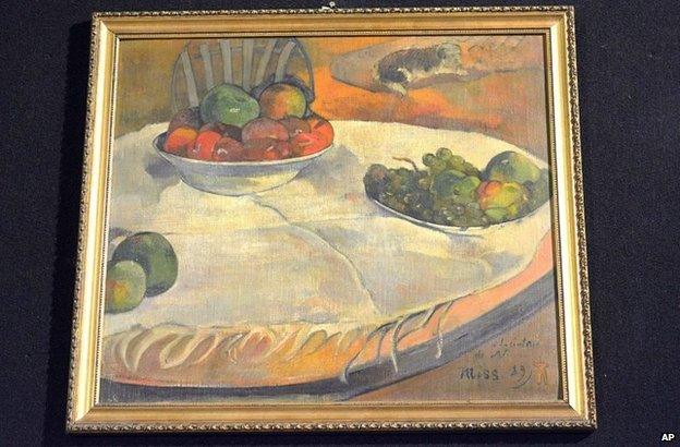 Paul Gauguin's Fruits sur une table ou nature au petit chien