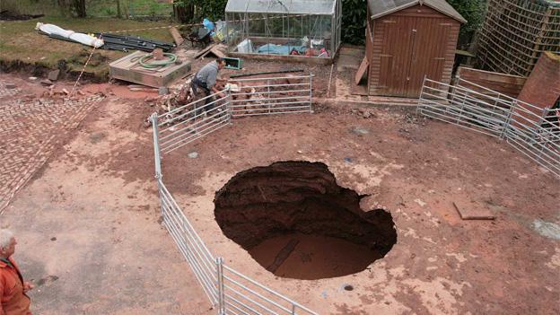 Sink hole