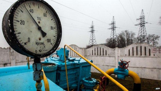 Valves of a gas pipe-line in a gas station not far from Kiev on 4 March 2014