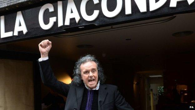 Sixties pop singer Donovan gave a performance of a song that he had written especially for the occasion in Denmark Street in London.