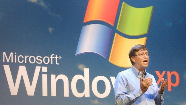 Bill Gates launching Windows XP