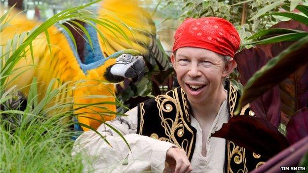 Chris Steel with parrot