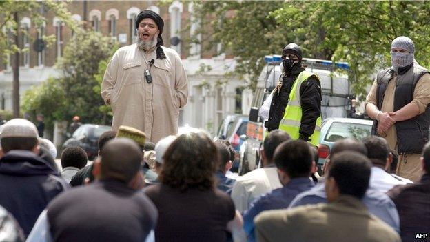 Abu Hamza outside Finbury Park mosque