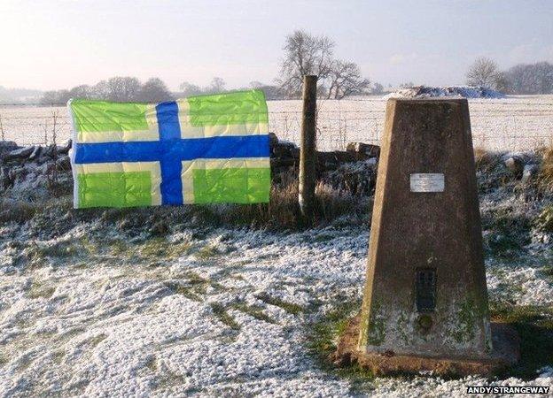 Gloucestershire flag