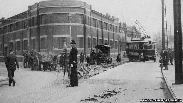 A trolleybus on Princes Street, Ipswich