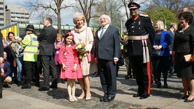 Higgins and wife arrive in Coventry