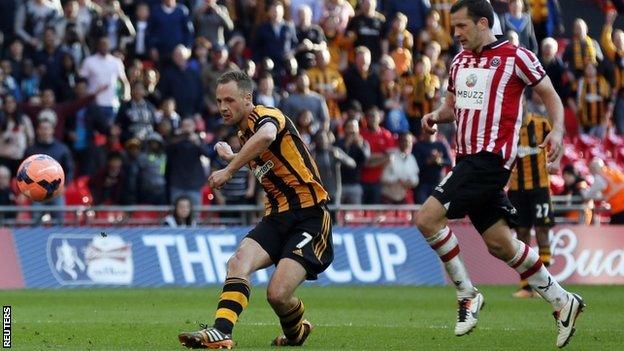 David Meyler's injury-time goal seals Hull City's place in the FA Cup final.