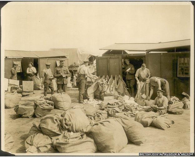 Soldier receiving mail