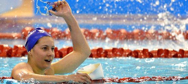 Willmott set a new English record on her way to 200m butterfly gold