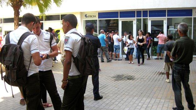 People queue outside Etecsa