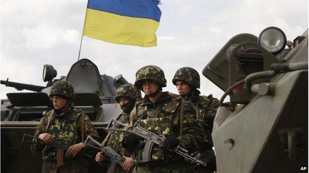 Ukrainian soldiers on the outskirts of Izyum, Eastern Ukraine