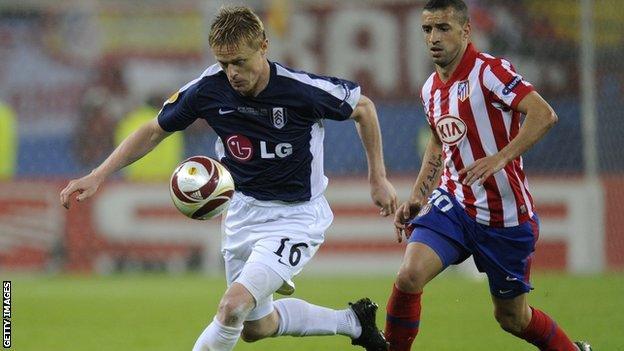 Damien Duff in action in the 2010 Europa League final.