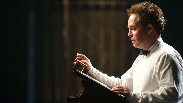 Tom Hollander as Dylan Thomas