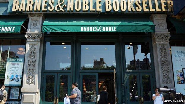 Barnes & Noble store front