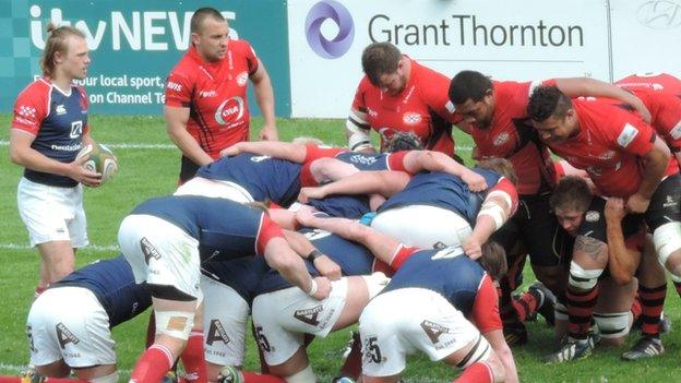 Jersey v Scottish scrum