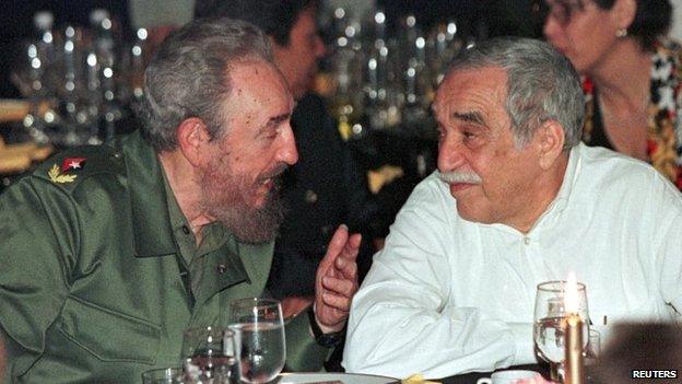 Fidel Castro chats with Colombian Nobel Prize laureate Gabriel Garcia Marquez (right) during a gala dinner marking the Havana Festival celebrating famous Cuban cigars, in this March 4, 2000 file photo.