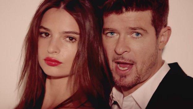 Robin Thicke and Emily Ratajkowski in the video for Blurred Lines