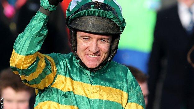 Barry Geraghty won on Shutthefrontdoor