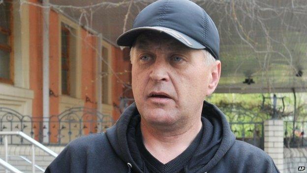 Local leader Vyacheslav Ponomarev