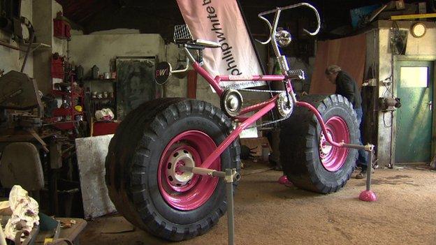 John O'Callaghan's giant Giro bike